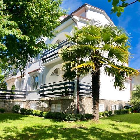 Apartments Bella Vita 1 Malinska Exterior photo