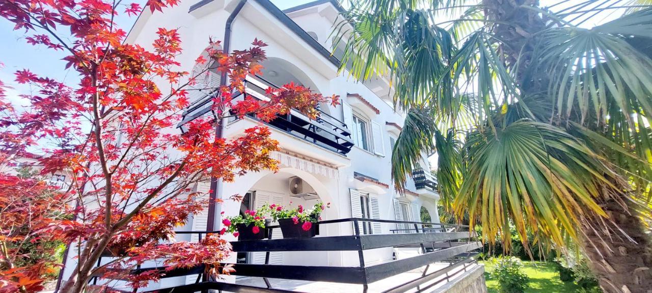 Apartments Bella Vita 1 Malinska Exterior photo